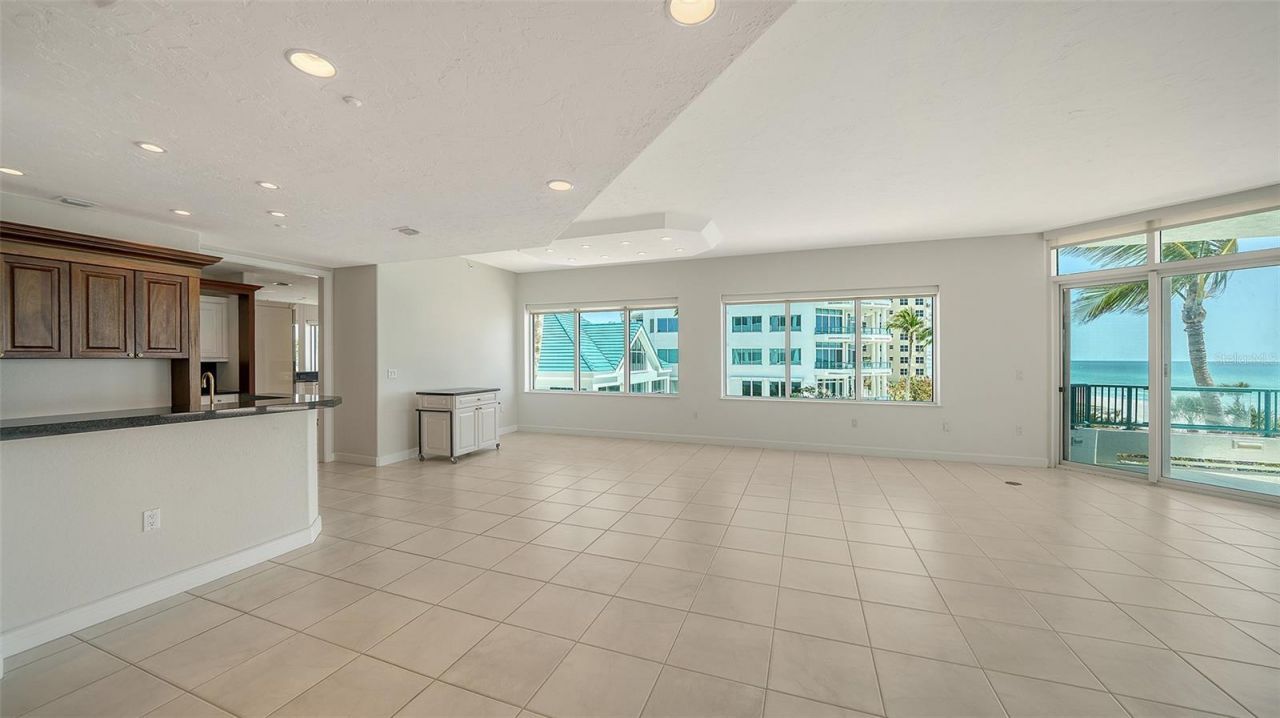 675 Longboat Club Road, Unit 23A, Longboat Key, FL 34228 Photo