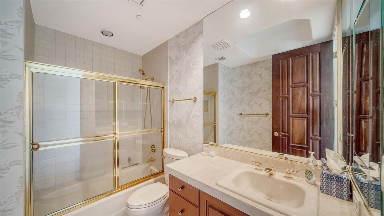 675 Longboat Club Road, Unit 23A, Longboat Key, FL 34228 Photo