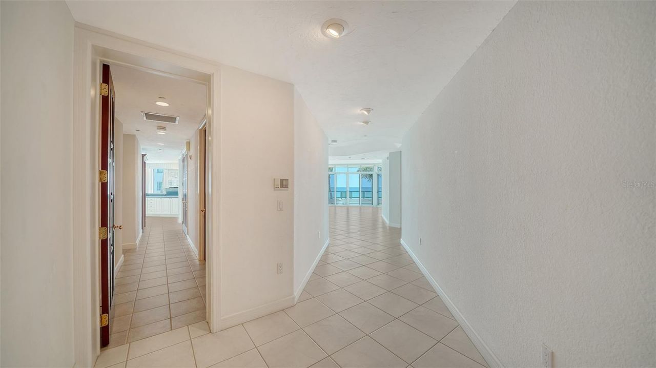 675 Longboat Club Road, Unit 23A, Longboat Key, FL 34228 Photo