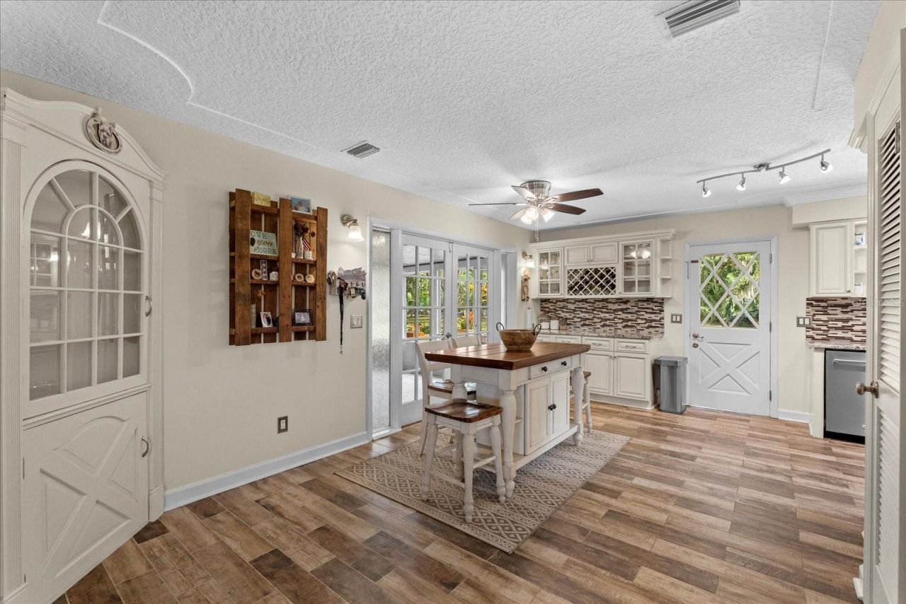 800 Hidden Oaks Lane, Oak Hill, FL 32759 Photo