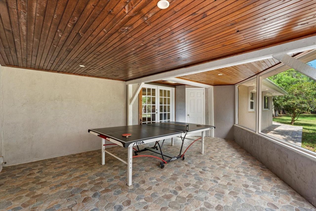 800 Hidden Oaks Lane, Oak Hill, FL 32759 Photo