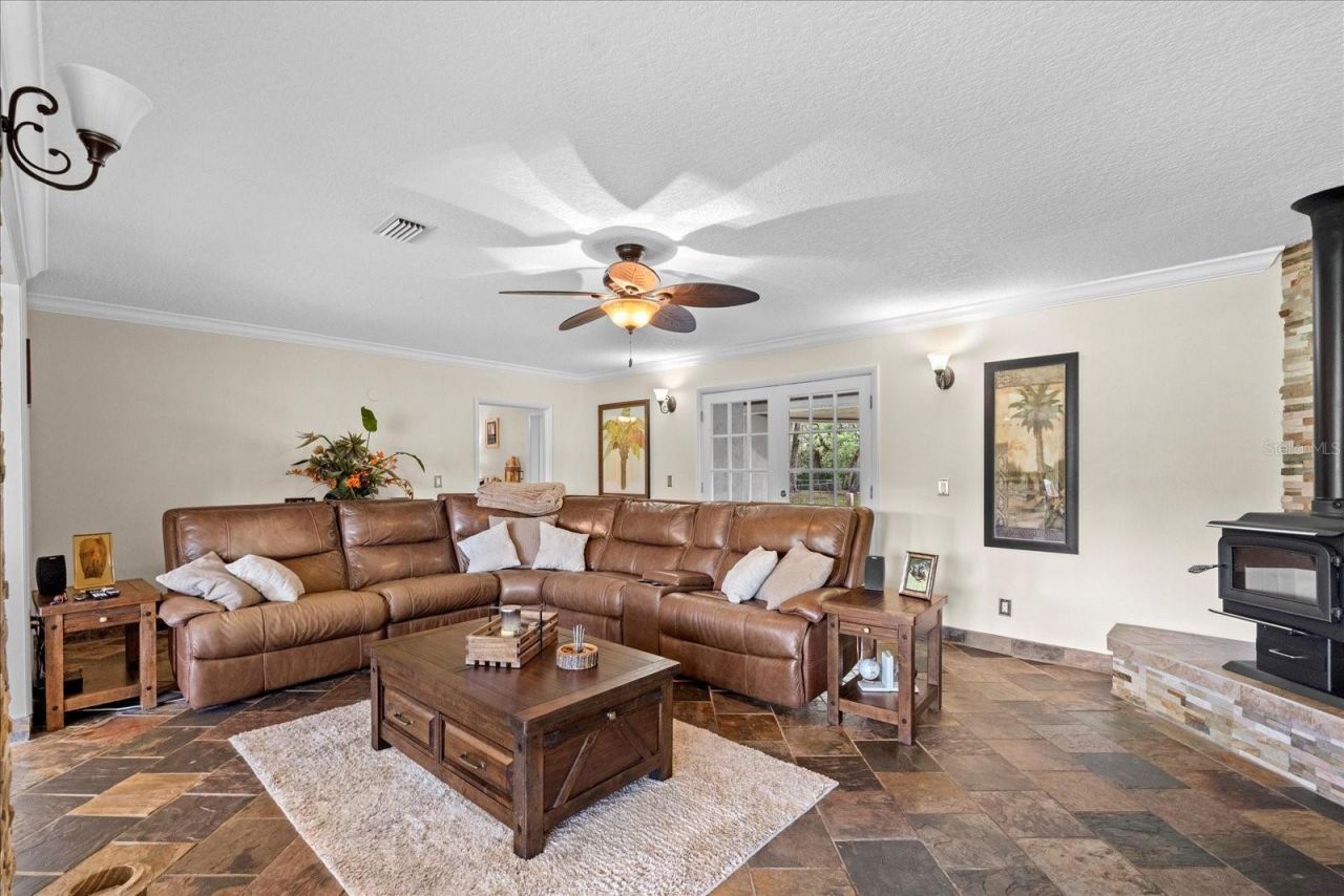 800 Hidden Oaks Lane, Oak Hill, FL 32759 Photo