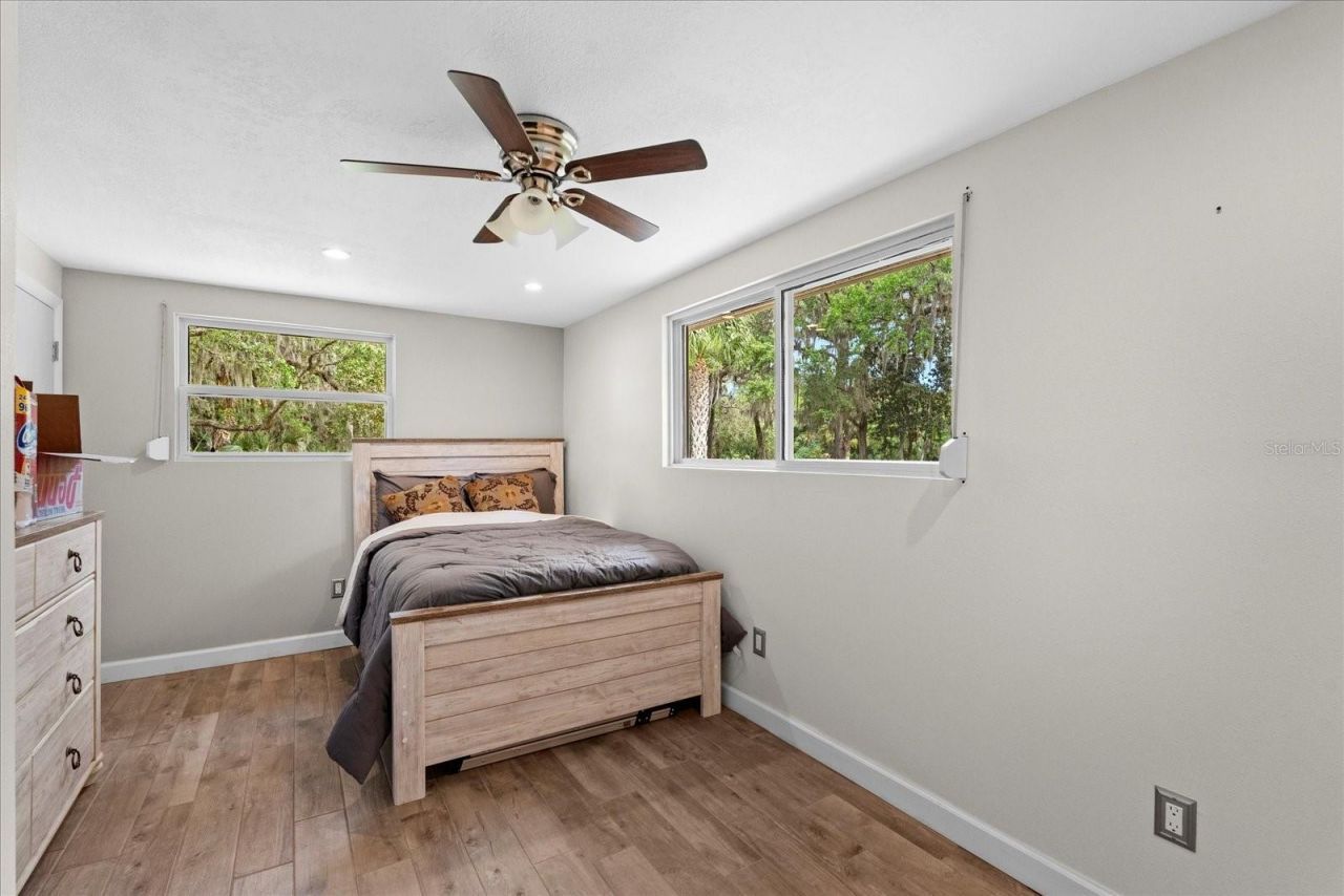 800 Hidden Oaks Lane, Oak Hill, FL 32759 Photo