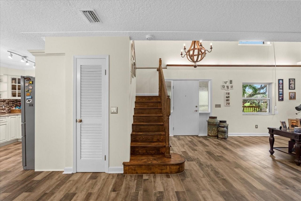 800 Hidden Oaks Lane, Oak Hill, FL 32759 Photo