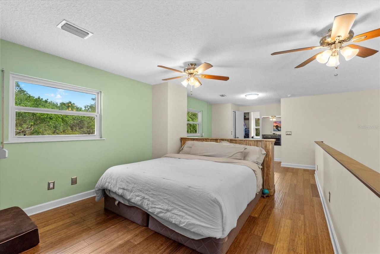 800 Hidden Oaks Lane, Oak Hill, FL 32759 Photo