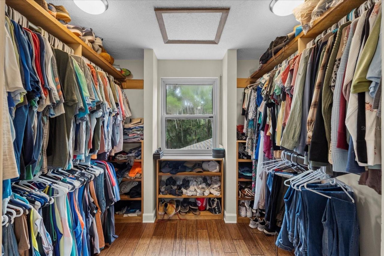 800 Hidden Oaks Lane, Oak Hill, FL 32759 Photo