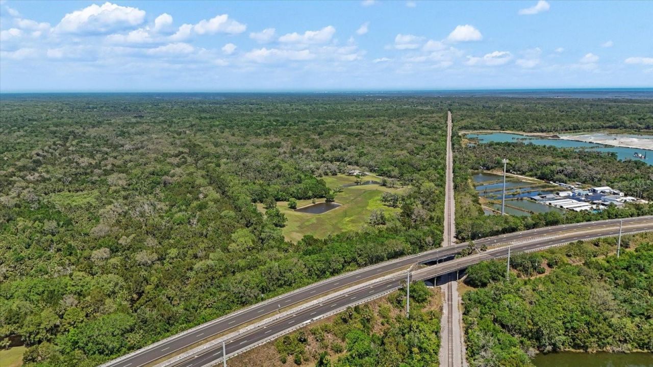 800 Hidden Oaks Lane, Oak Hill, FL 32759 Photo