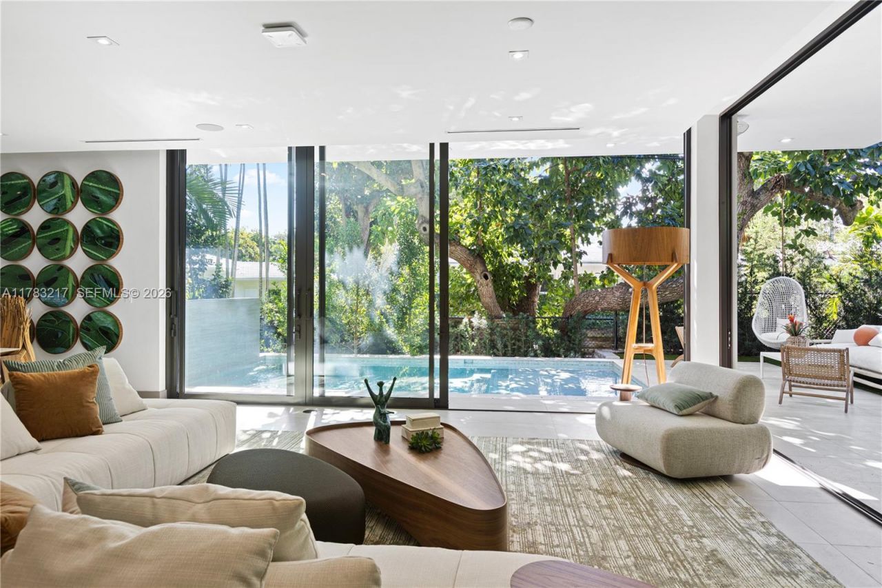 510 NE 52nd St, Miami, FL 33137 Photo