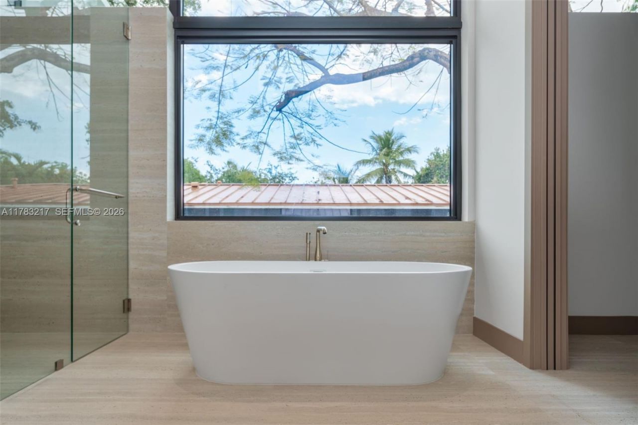 510 NE 52nd St, Miami, FL 33137 Photo