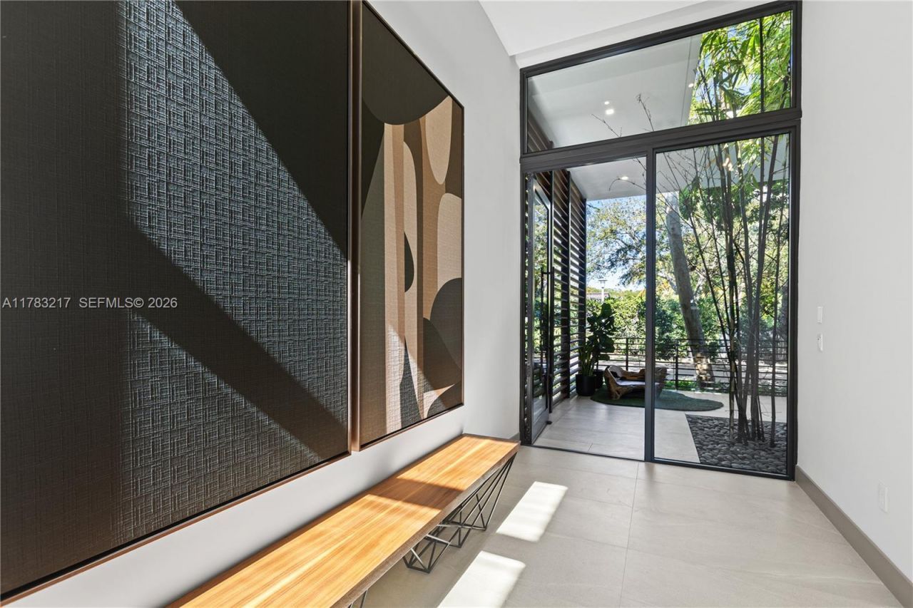 510 NE 52nd St, Miami, FL 33137 Photo