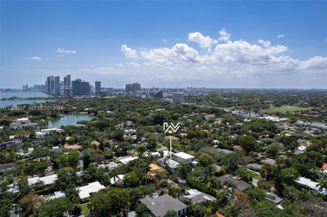 510 NE 52nd St, Miami, FL 33137 Photo