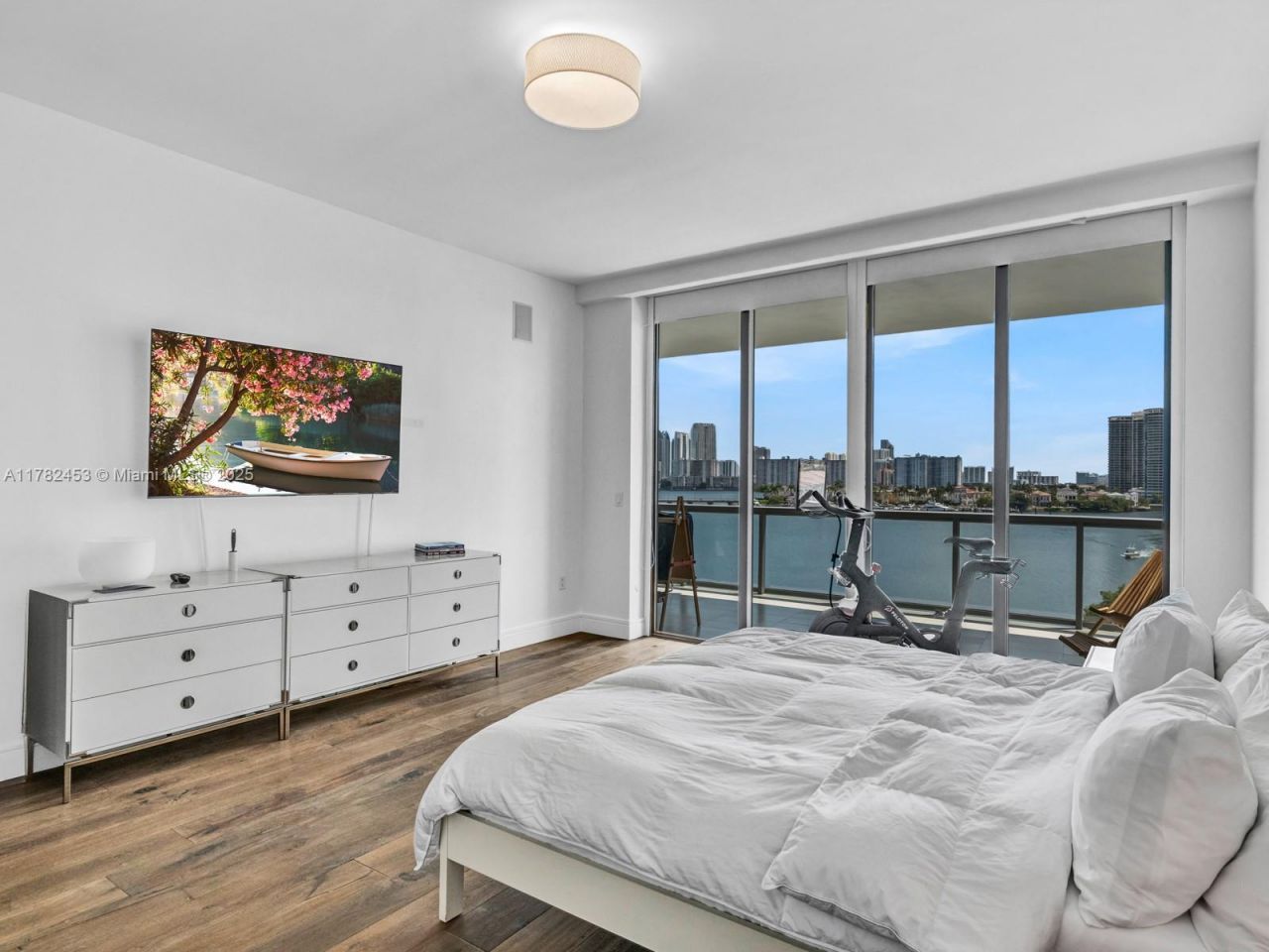 3300 NE 188th St, Unit 511, Aventura, FL 33180 Photo