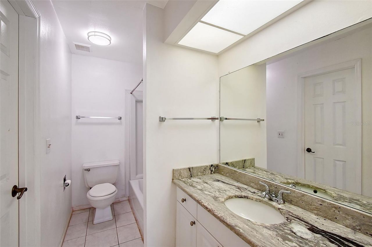 6240 7th Avenue W, Unit 6240, Bradenton, FL 34209 Photo