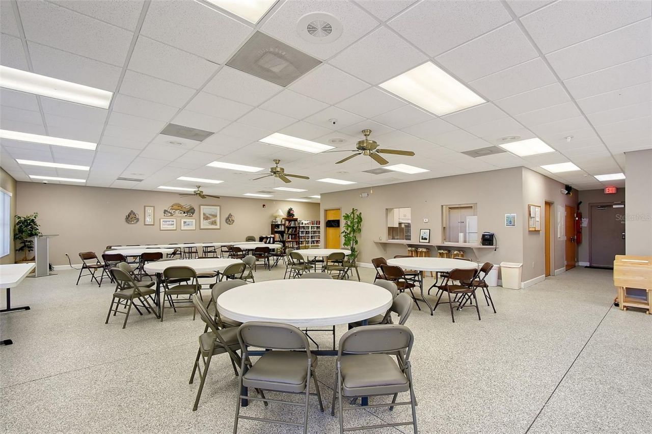 6240 7th Avenue W, Unit 6240, Bradenton, FL 34209 Photo