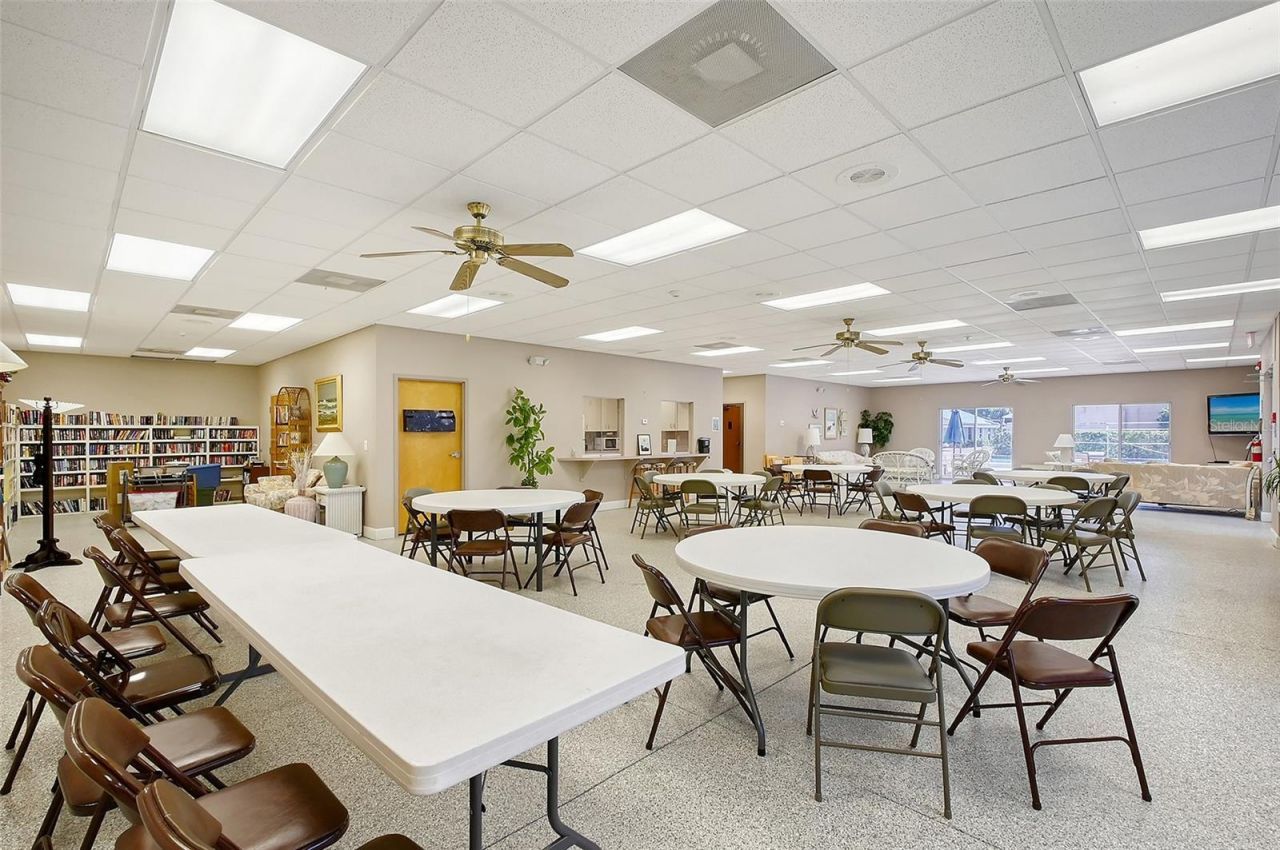 6240 7th Avenue W, Unit 6240, Bradenton, FL 34209 Photo