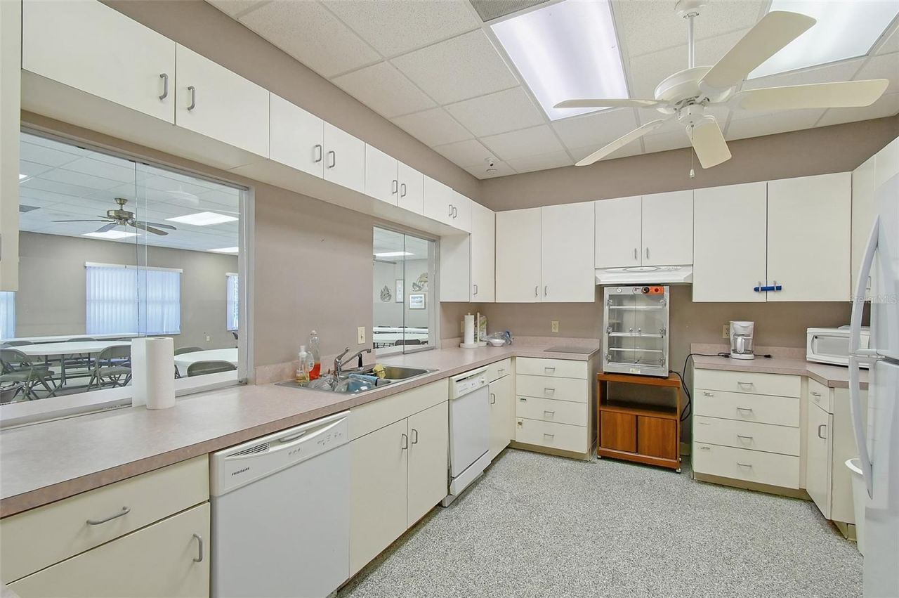 6240 7th Avenue W, Unit 6240, Bradenton, FL 34209 Photo