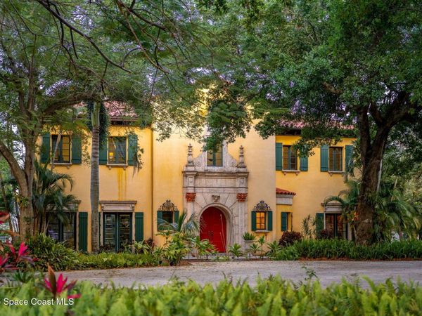 9340 S Tropical Trail, Merritt Island, FL 32952