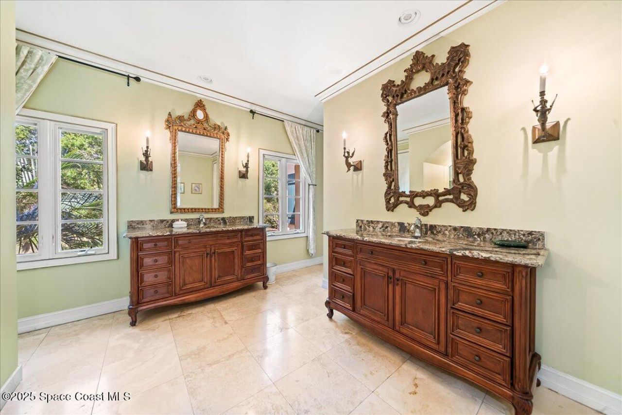 9340 S Tropical Trail, Merritt Island, FL 32952 Photo