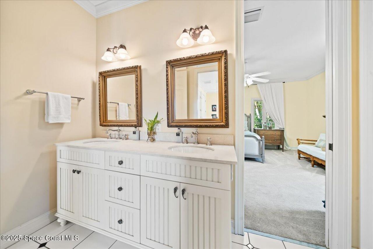 9340 S Tropical Trail, Merritt Island, FL 32952 Photo