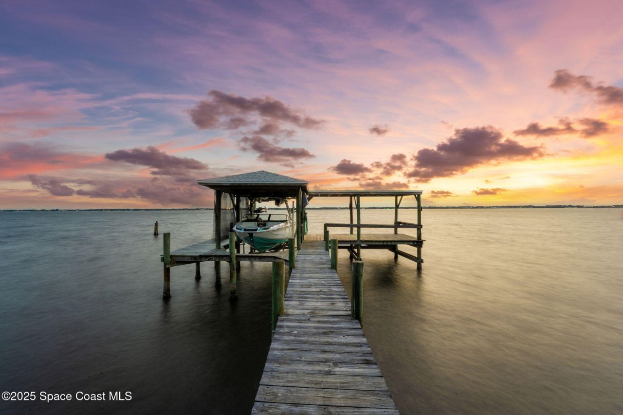 9340 S Tropical Trail, Merritt Island, FL 32952 Photo