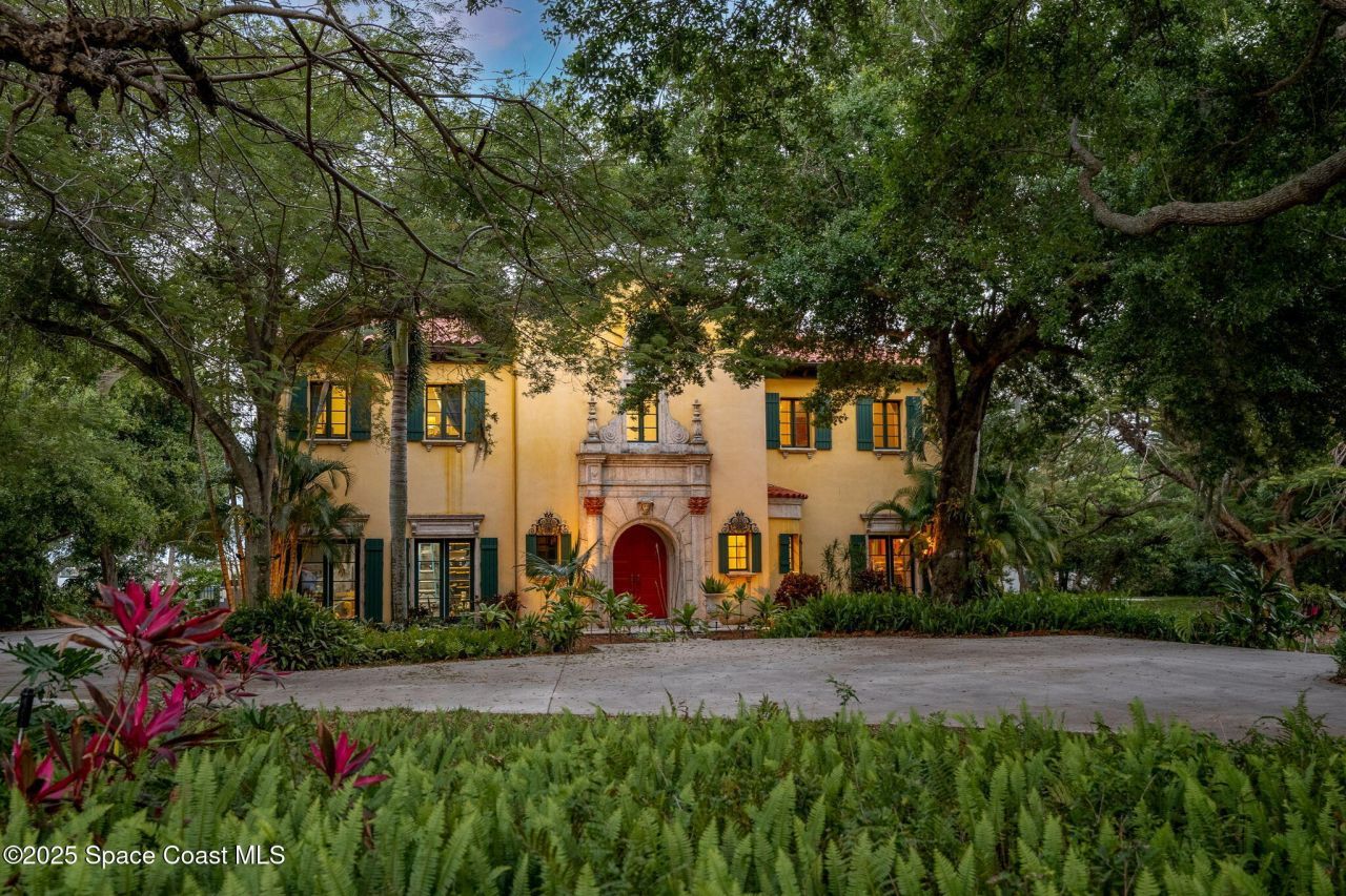 9340 S Tropical Trail, Merritt Island, FL 32952 Photo