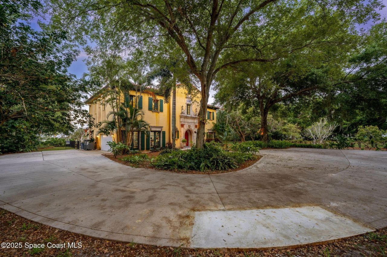 9340 S Tropical Trail, Merritt Island, FL 32952 Photo