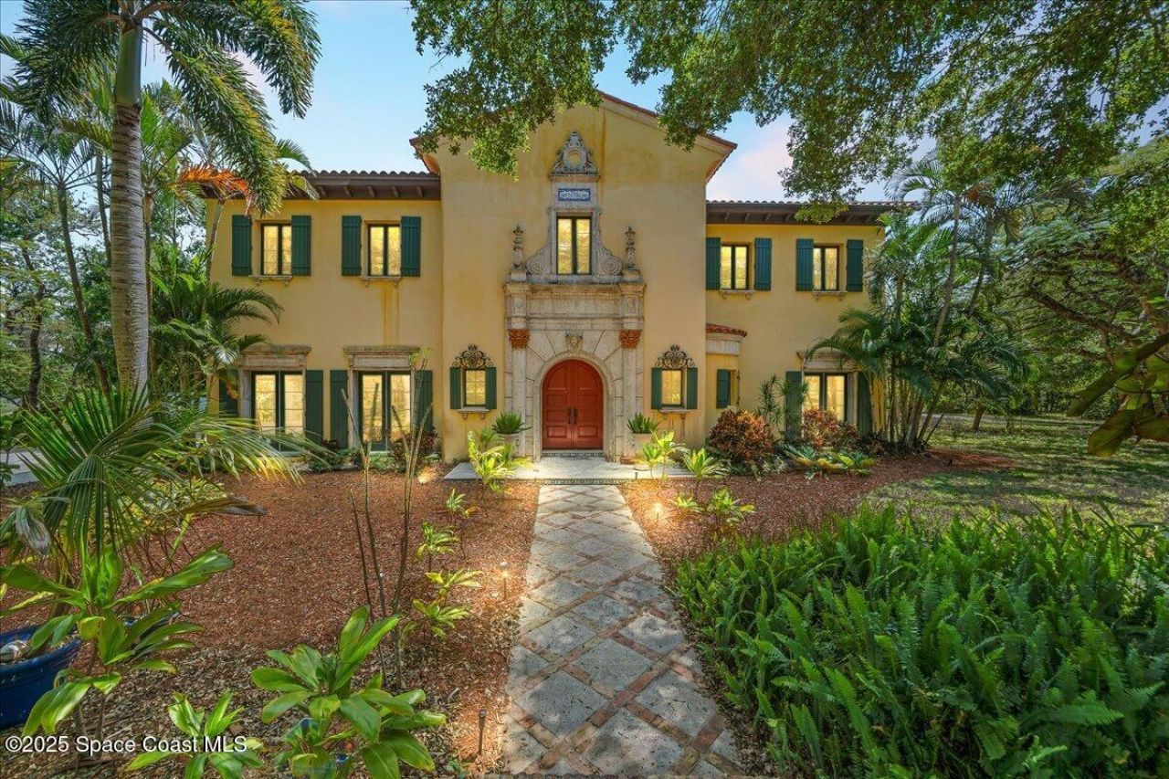 9340 S Tropical Trail, Merritt Island, FL 32952 Photo