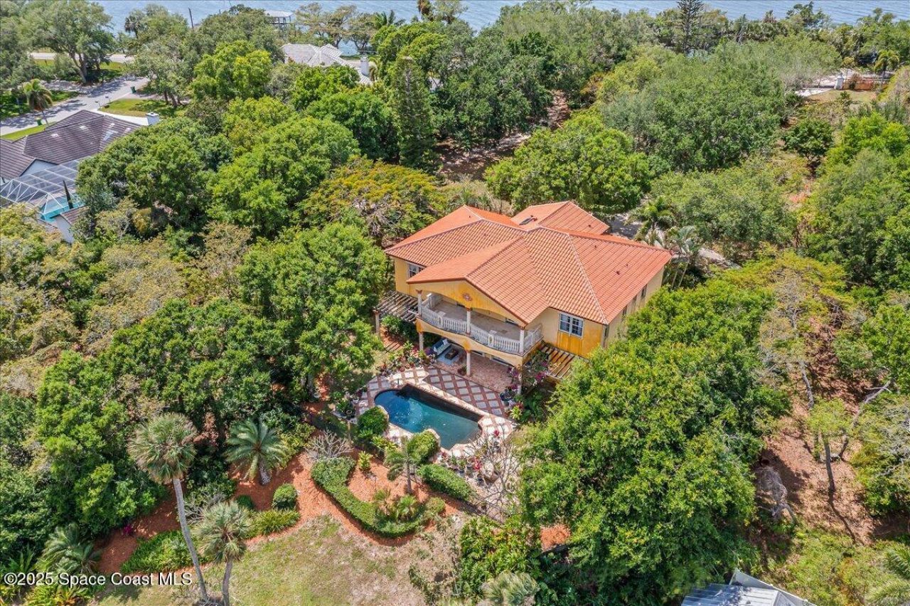 9340 S Tropical Trail, Merritt Island, FL 32952 Photo