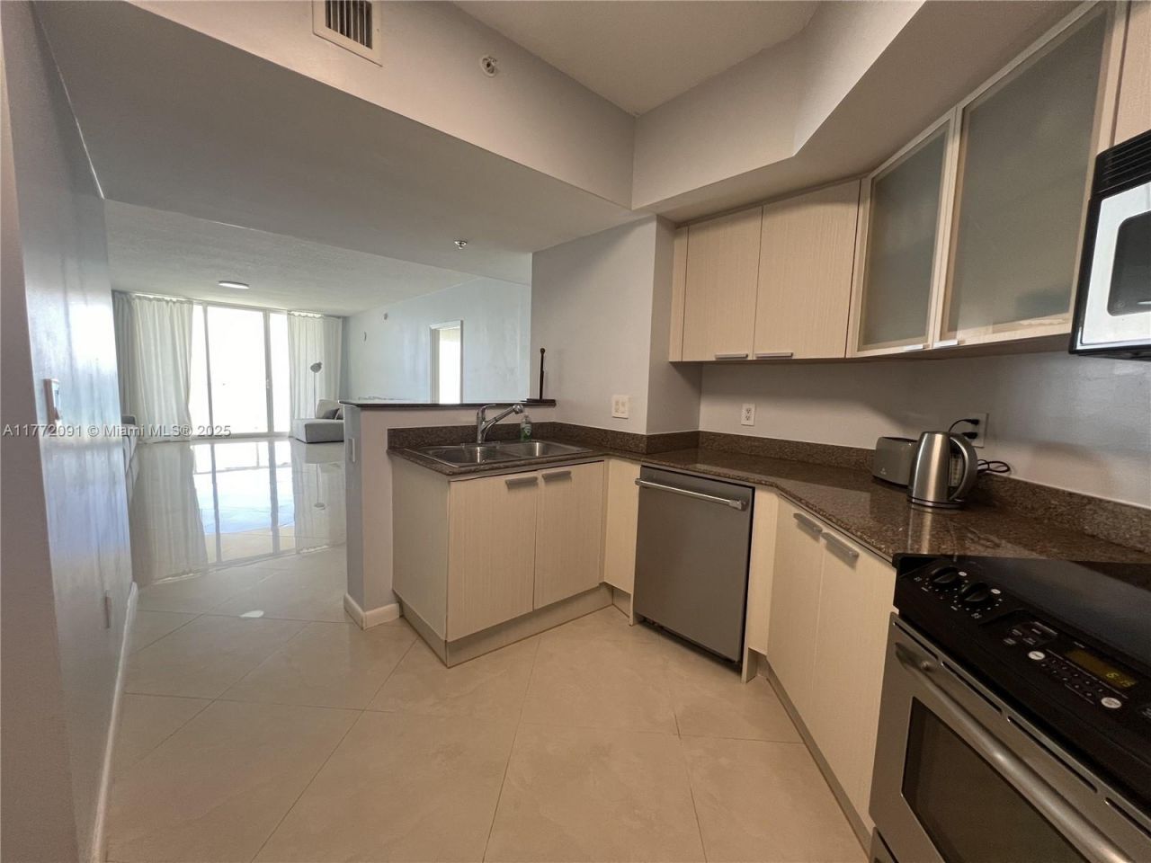 16699 Collins Ave, Unit 1202, Sunny Isles Beach, FL 33160 Photo