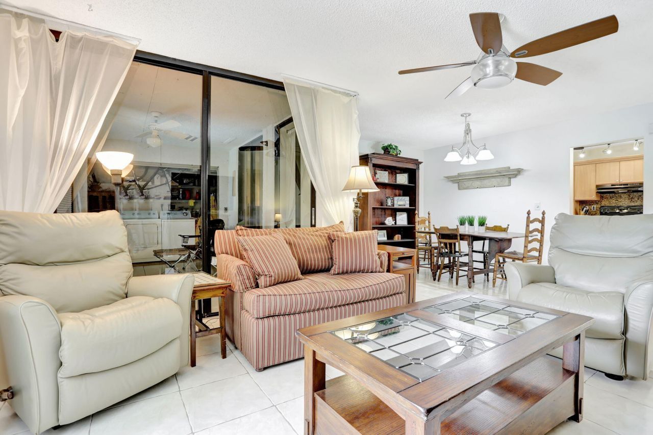 4165 Carambola Circle S, Unit 2162, Coconut Creek, FL 33066 Photo