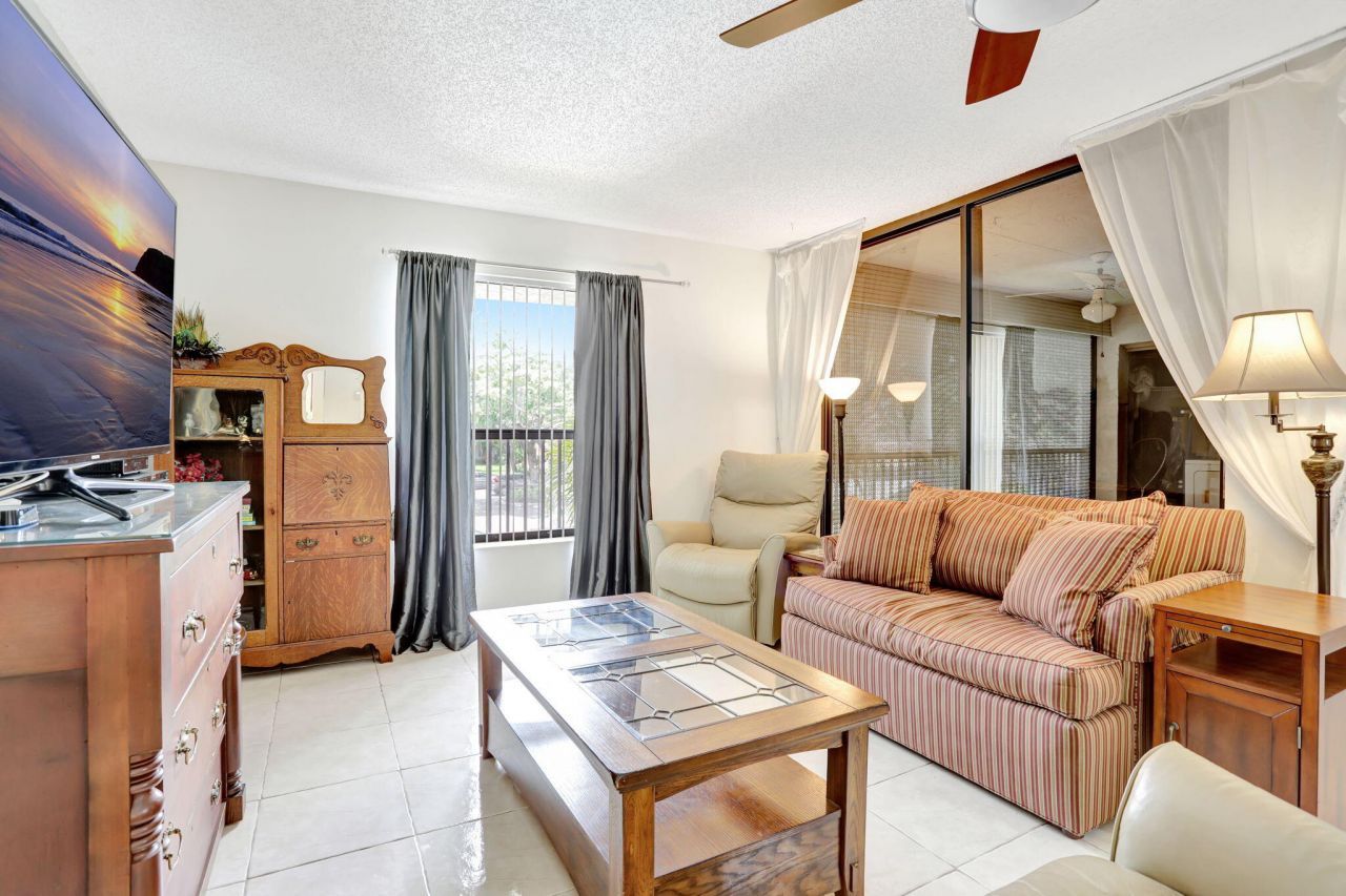 4165 Carambola Circle S, Unit 2162, Coconut Creek, FL 33066 Photo