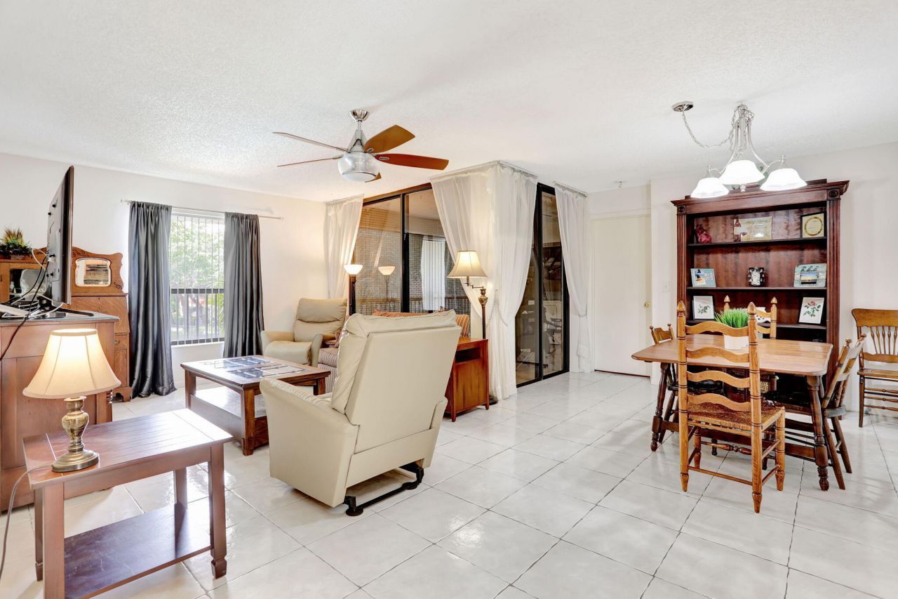 4165 Carambola Circle S, Unit 2162, Coconut Creek, FL 33066 Photo