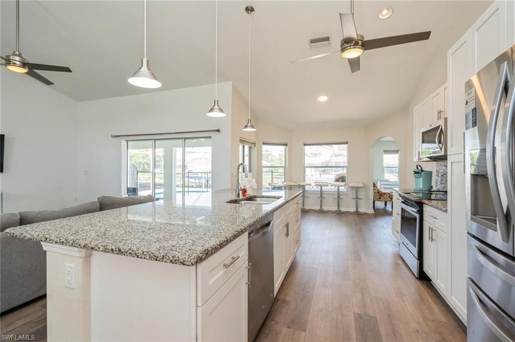 1921 SE 12th St, Cape Coral, FL 33990 Photo