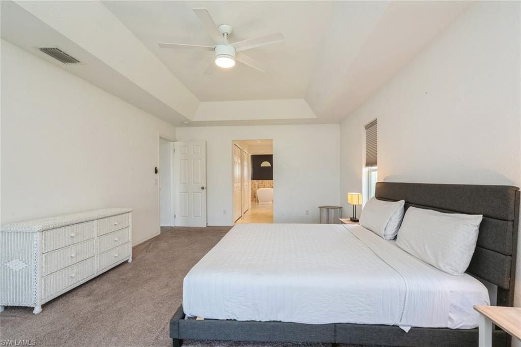 1921 SE 12th St, Cape Coral, FL 33990 Photo