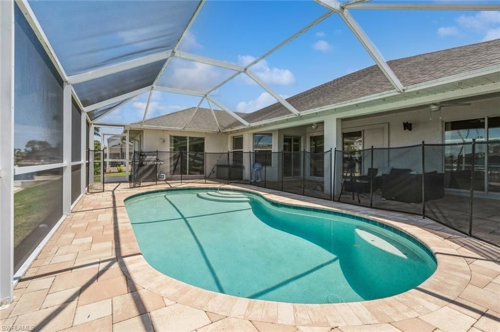 1921 SE 12th St, Cape Coral, FL 33990 Photo