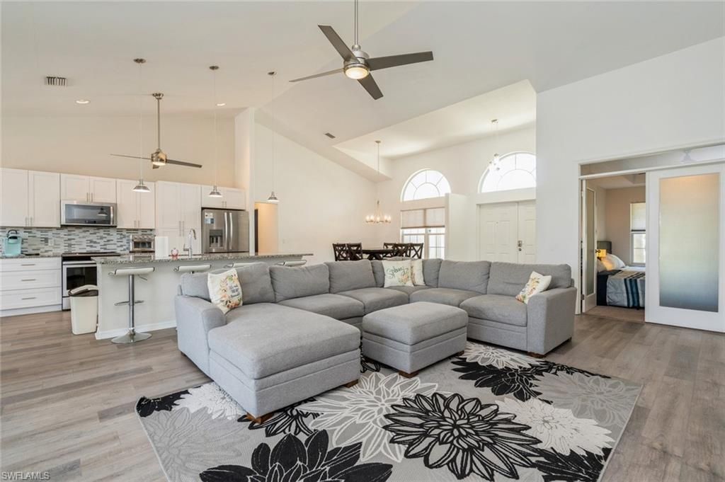 1921 SE 12th St, Cape Coral, FL 33990 Photo