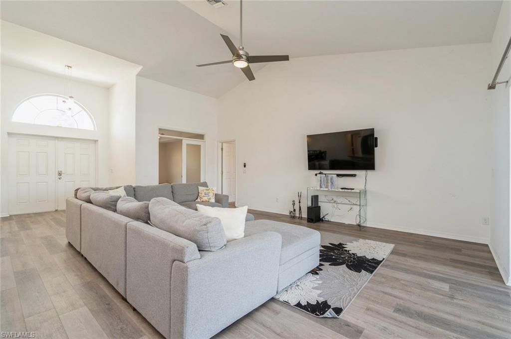 1921 SE 12th St, Cape Coral, FL 33990 Photo