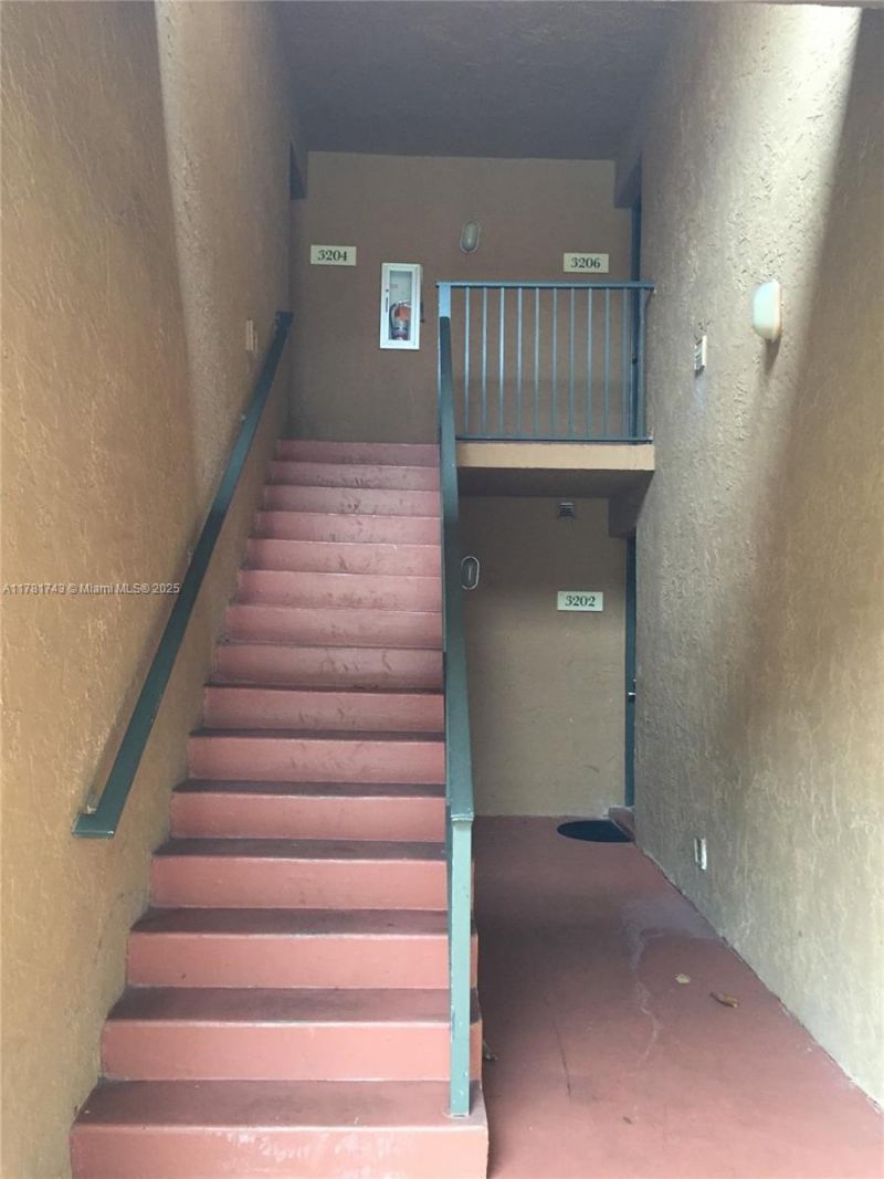 3204 Coral Lake Dr, Unit 3204, Coral Springs, FL 33065 Photo