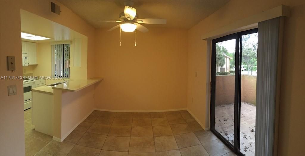 3204 Coral Lake Dr, Unit 3204, Coral Springs, FL 33065 Photo