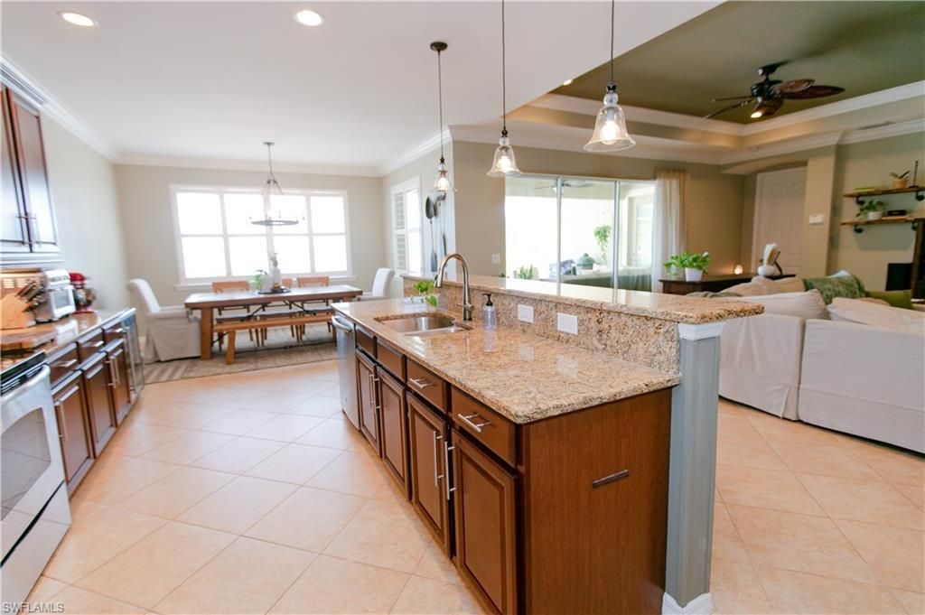 2604 Stonyhill Ct, Cape Coral, FL 33991 Photo