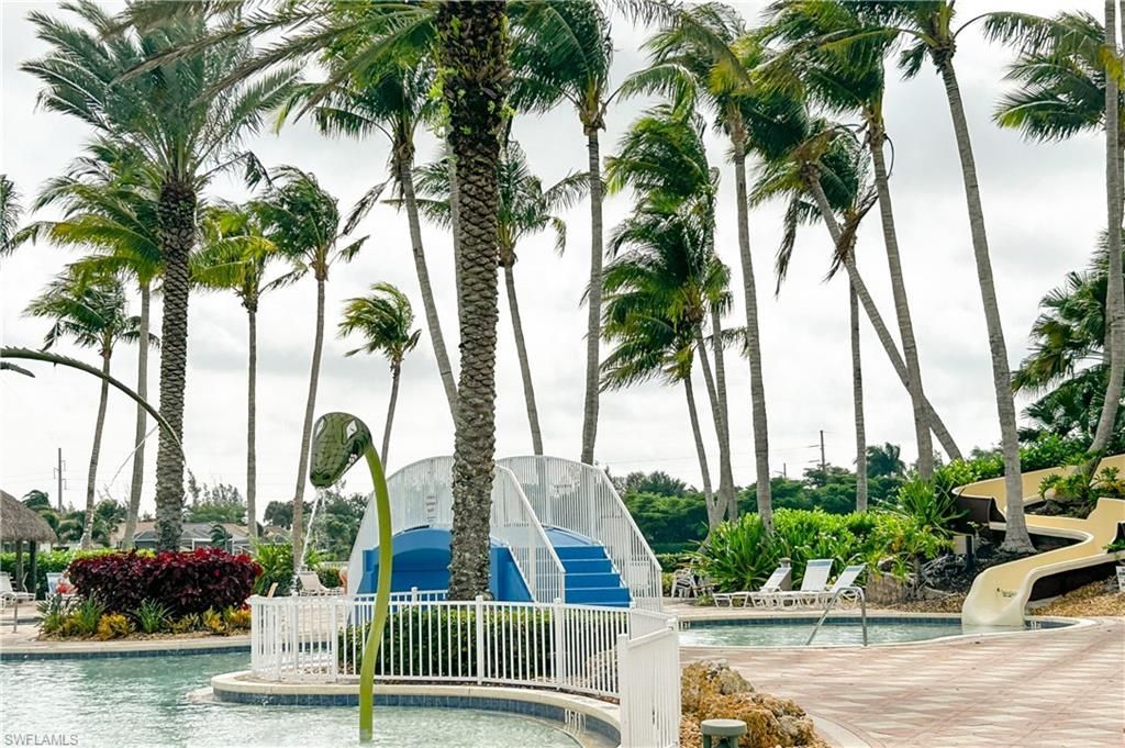 2604 Stonyhill Ct, Cape Coral, FL 33991 Photo