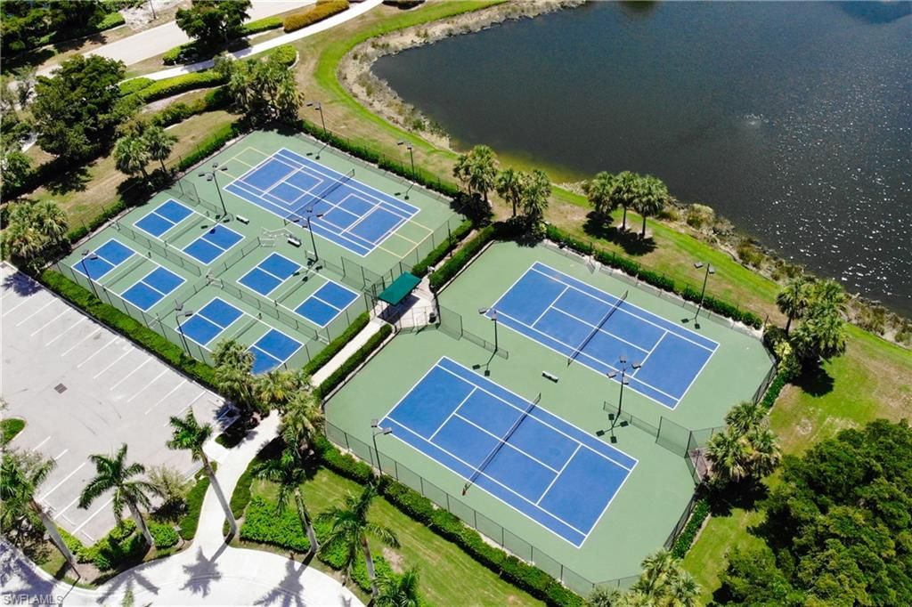 2604 Stonyhill Ct, Cape Coral, FL 33991 Photo