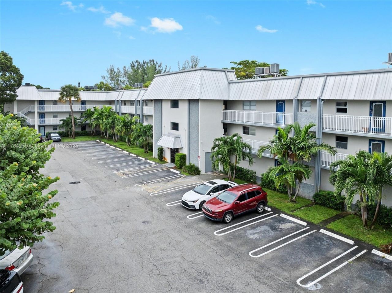3000 Riverside Dr, Unit 309-1, Coral Springs, FL 33065 Photo