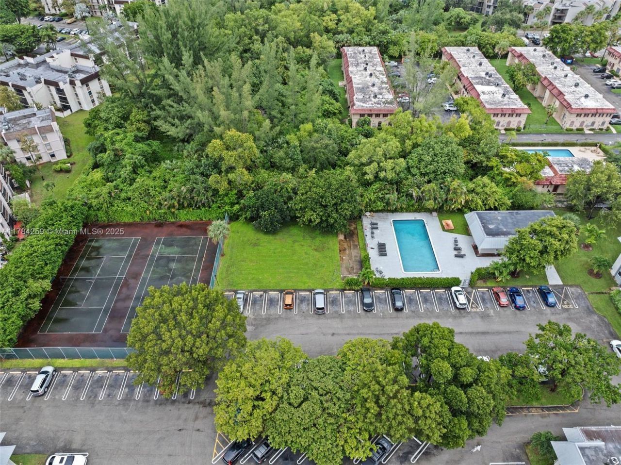 3000 Riverside Dr, Unit 309-1, Coral Springs, FL 33065 Photo