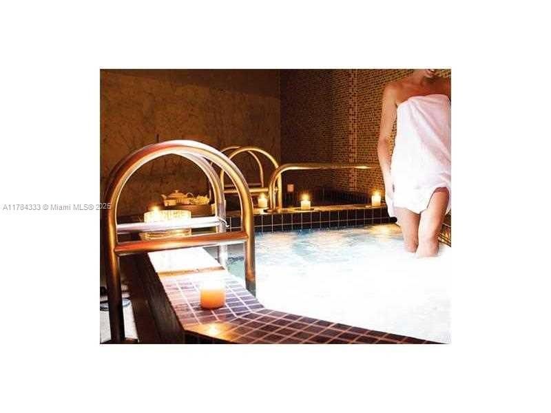 253 NE 2nd St, Unit 1008, Miami, FL 33132 Photo