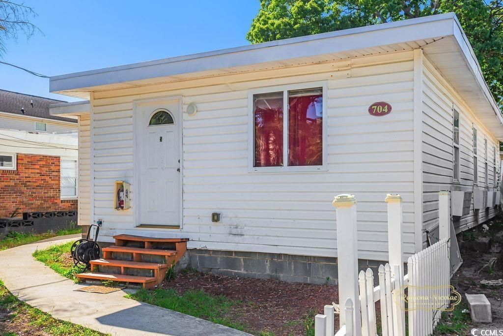 700 Mitchell Dr. Photo 5