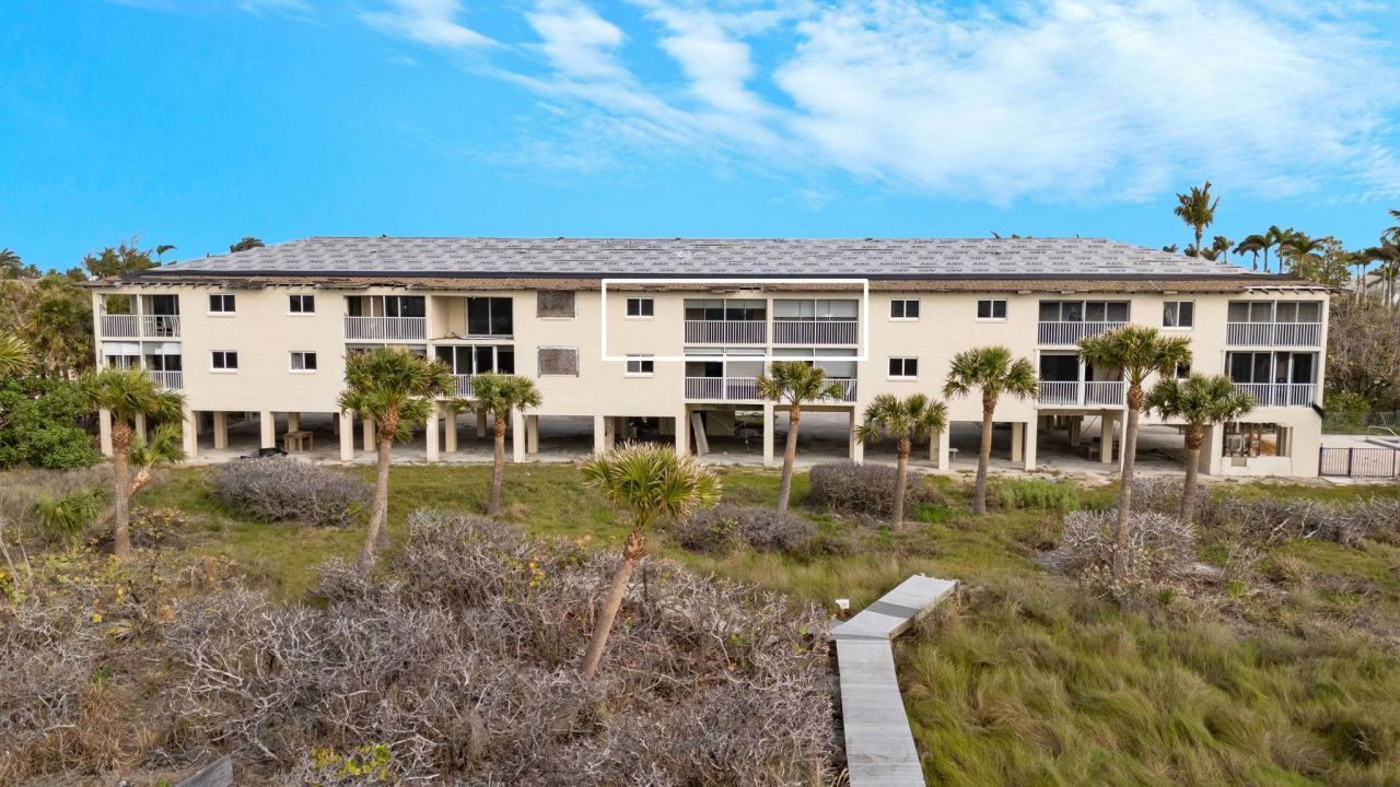 527 E Gulf Dr, Unit 204, Sanibel, FL 33957 Photo