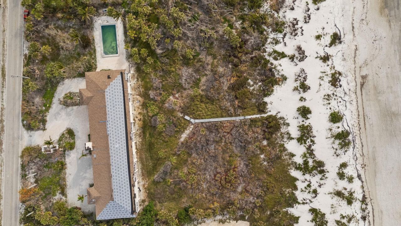 527 E Gulf Dr, Unit 204, Sanibel, FL 33957 Photo