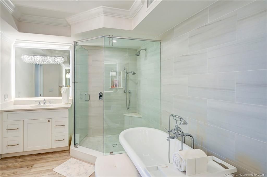 5799 NE Island Cove Way, Unit 1104, Stuart, FL 34996 Photo