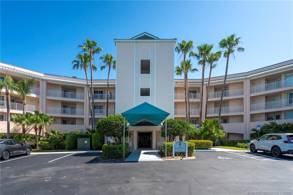 5799 NE Island Cove Way, Unit 1104, Stuart, FL 34996 Photo